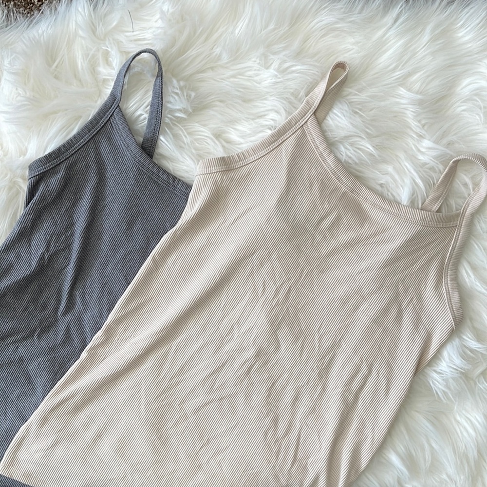 2 Tank Tops Bundle